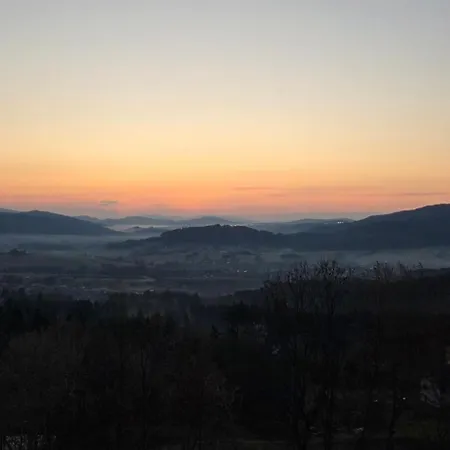 Panorama Trojmezi Dolní Lomná